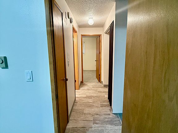 5th image of 670-690 NE 4th St