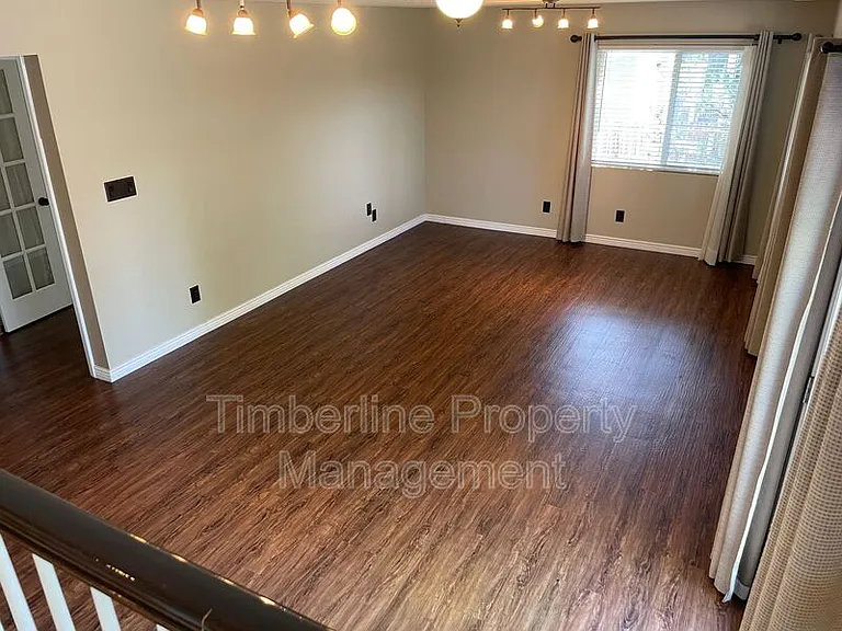 8322 Radcliff Dr — Photo 6