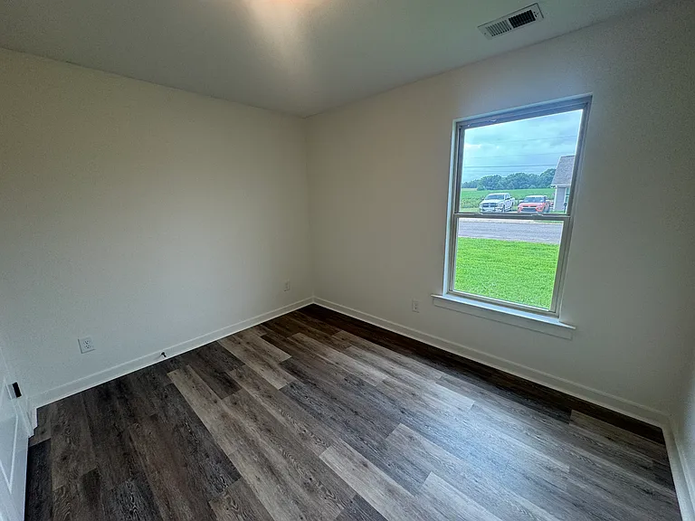 165 Sunlight Cir — Photo 13