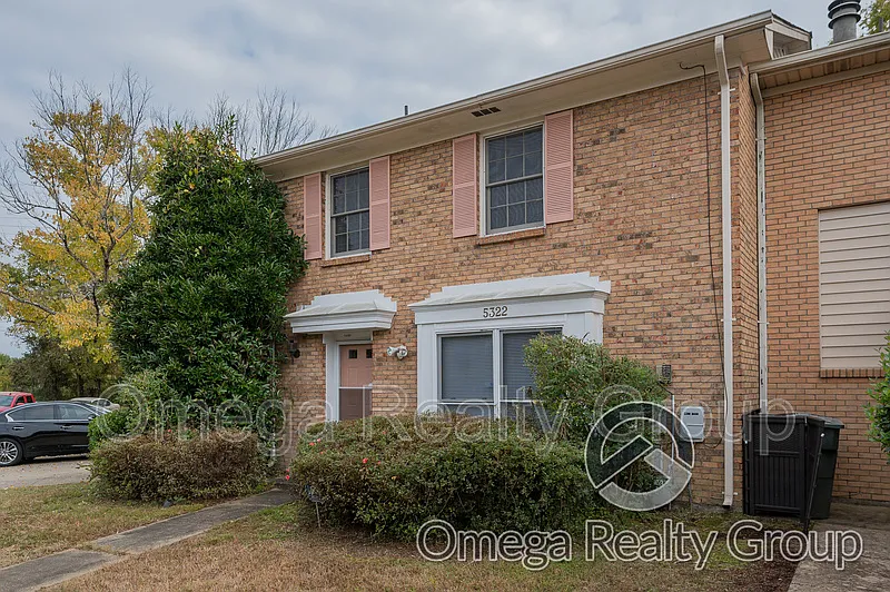 3 bed, 2.5 bath, 1640 sqft, $1,250 — Photo 2