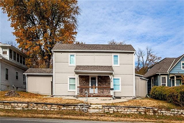 1st image of 1618 Southwest Blvd