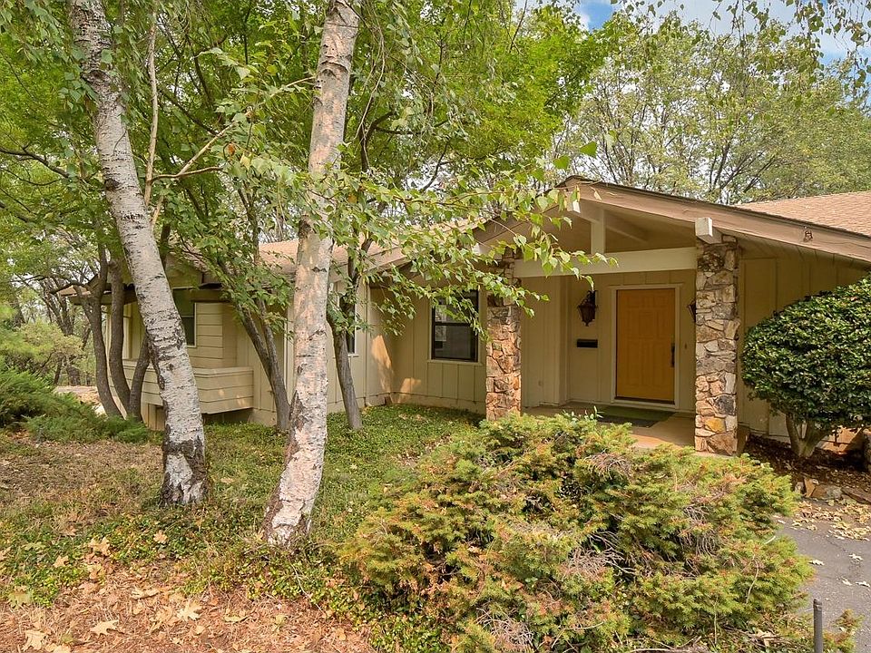 1st image of 16142 Tina Ct