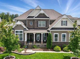 220 Forsythia Ln, Tega Cay, SC 29708