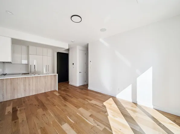 12 Broome St #3B, Brooklyn, NY 11222