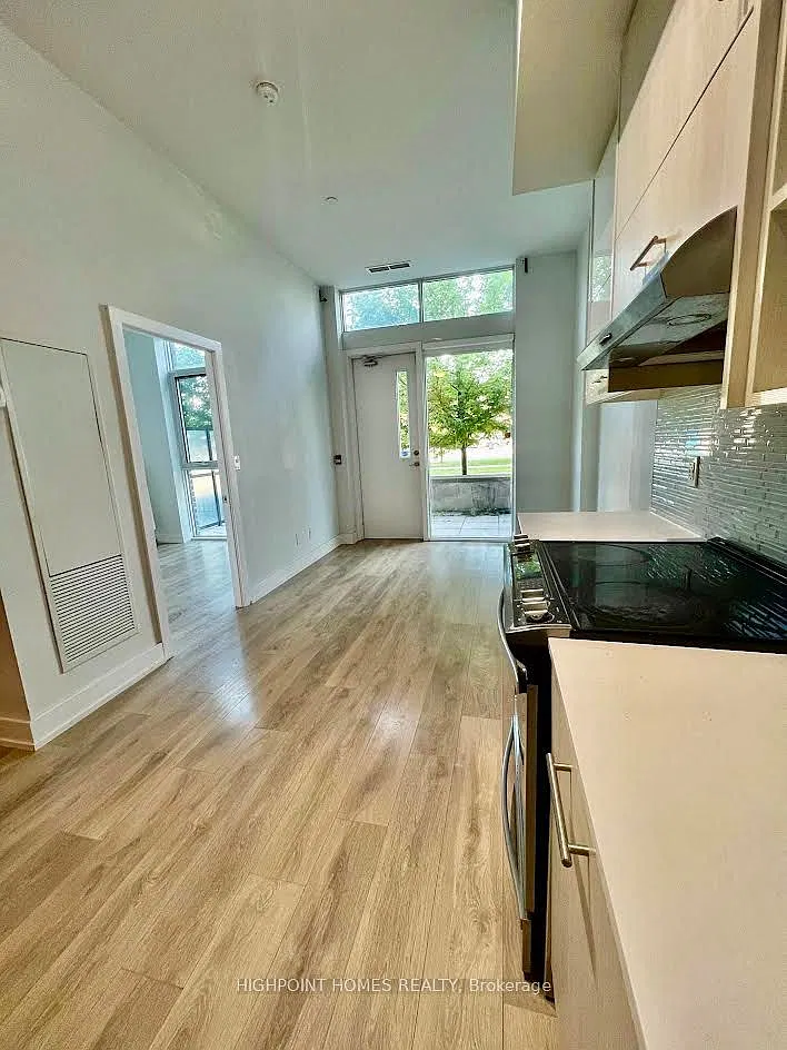 2 bed, $2,400 — Photo 3