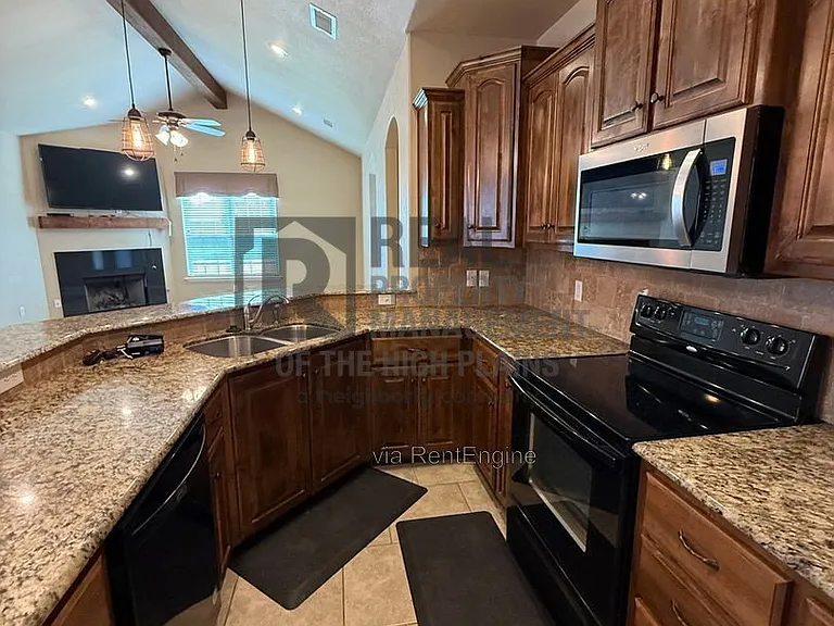 6008 S Fannin St — Photo 6
