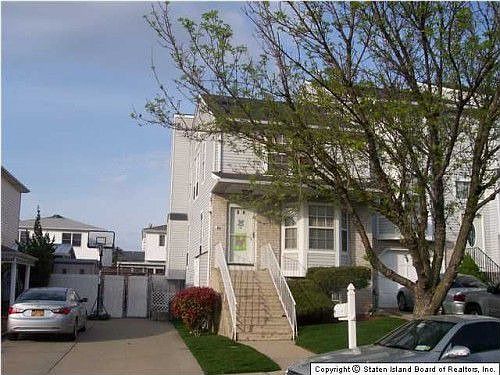 1st image of 39 Elwood Ave