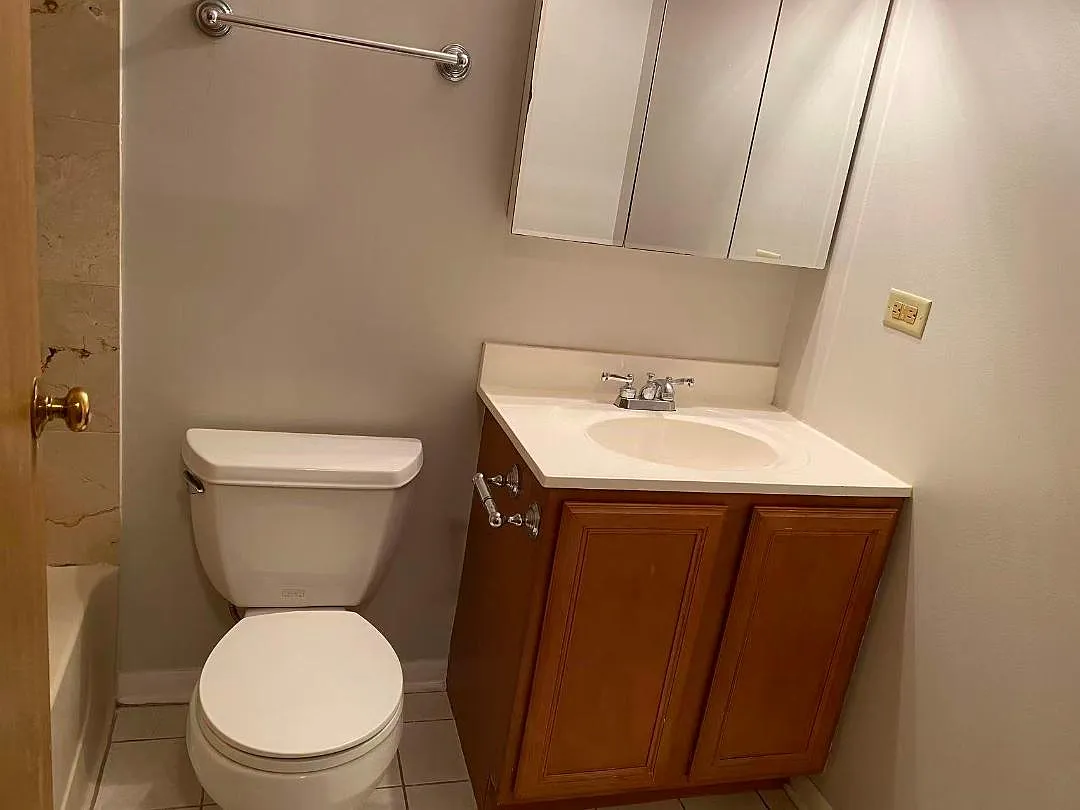 2264 Abbeywood Dr — Photo 3