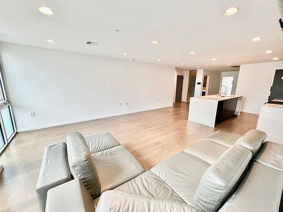 3rd image of 1422 N 7th St #3O