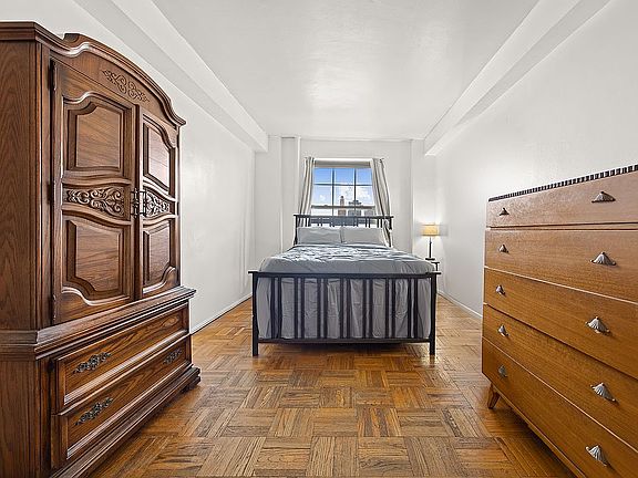 5th image of 361 Clinton Ave APT 11E