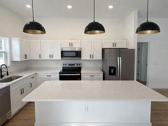 5th image of 3566 W Hayward Ln