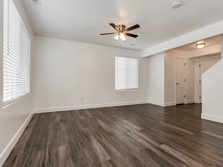 33 N Cameron St — Photo 11