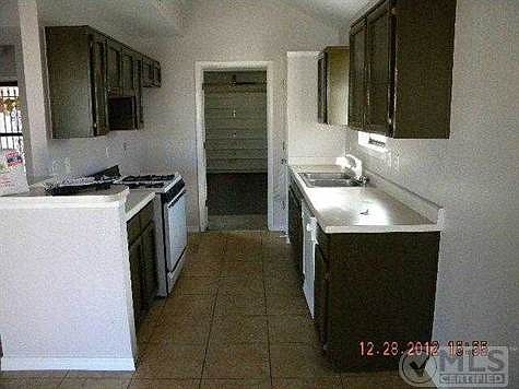 3rd image of 12153 Noel Espinoza Cir