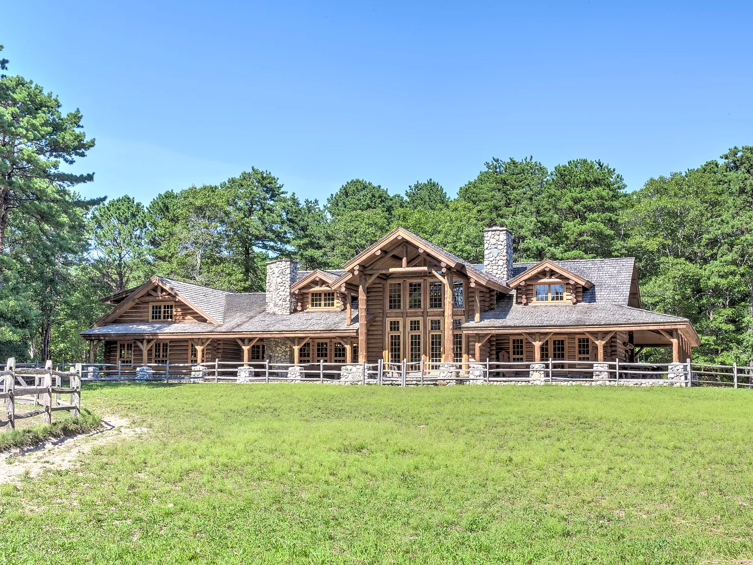 Outstanding design gracing the front page of Architectural Digest — Photo 4