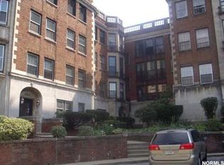 11430 Cedar Glen Pkwy APT B4, Cleveland, OH 44106