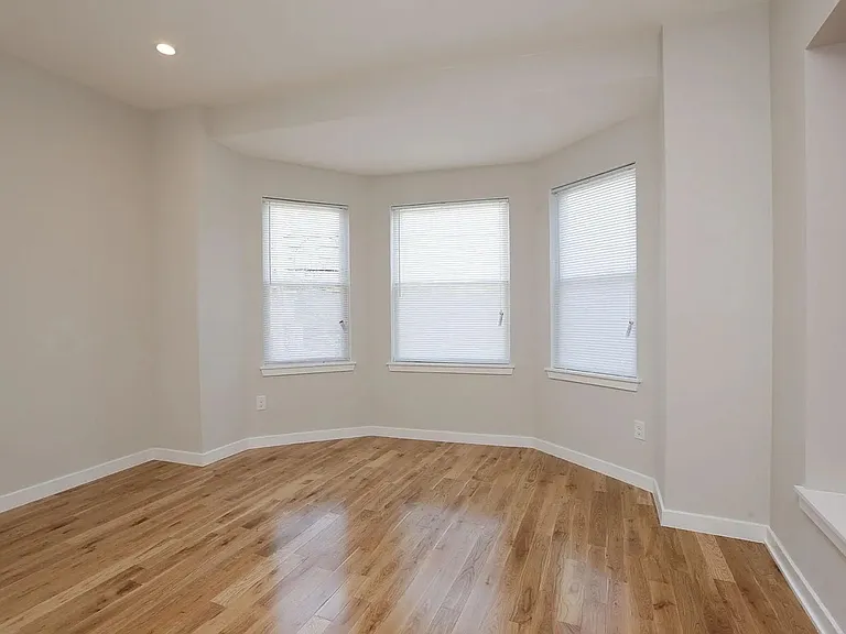 6 N 42nd St #2 — Photo 11