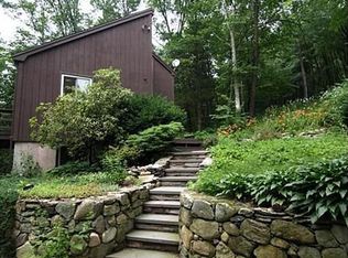 34 Gates Ln, Stow, MA 01775