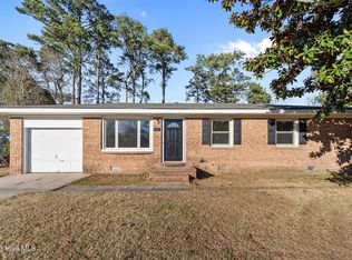 117 Sheffield Rd, Jacksonville, NC 28546