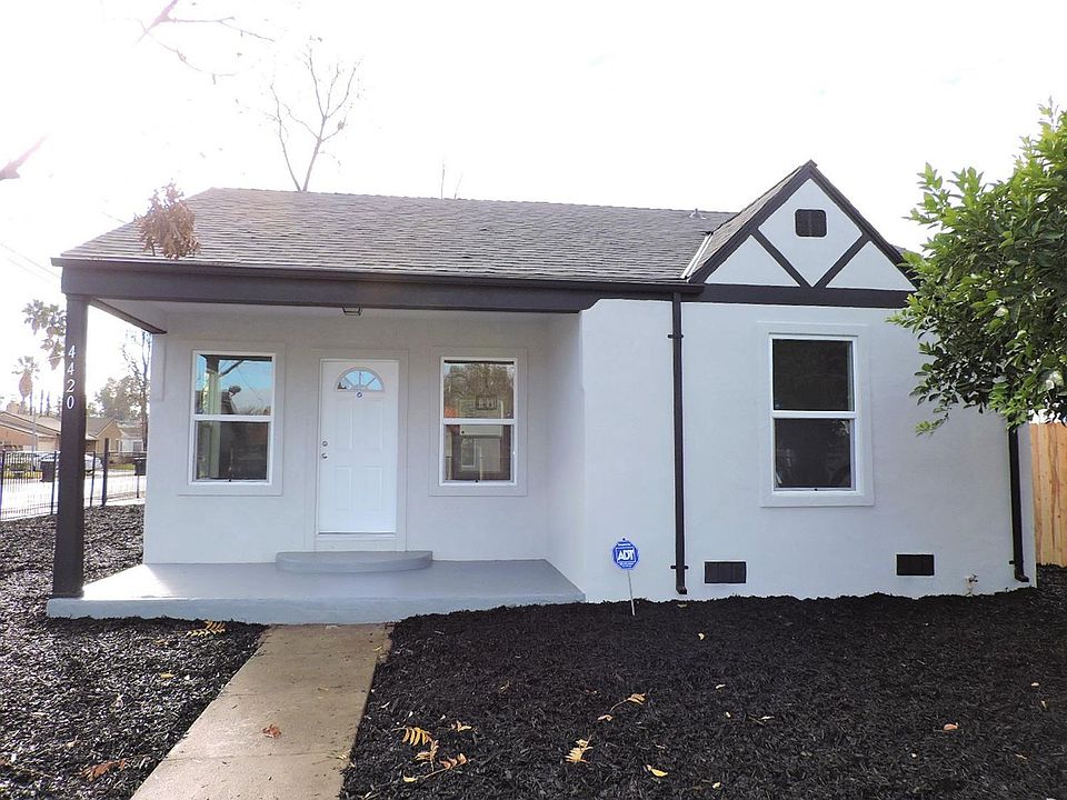 2nd image of 4420 Parker Ave