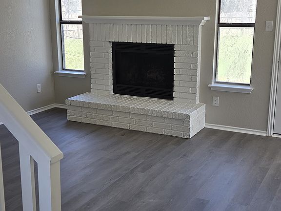 5th image of 2710 Willow Springs Rd