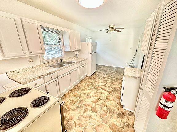 4th image of 1644 Nicholson Ave