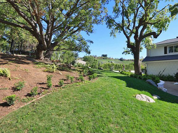 4th image of 1608 Indian Pony Cir