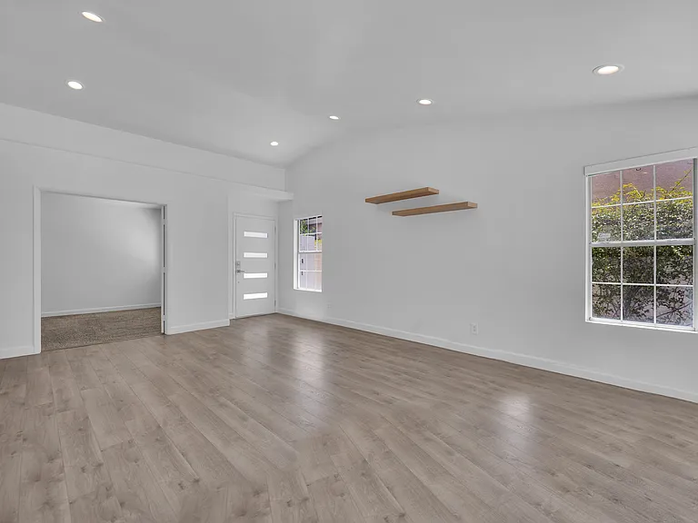 2505 Sea Venture Dr — Photo 16