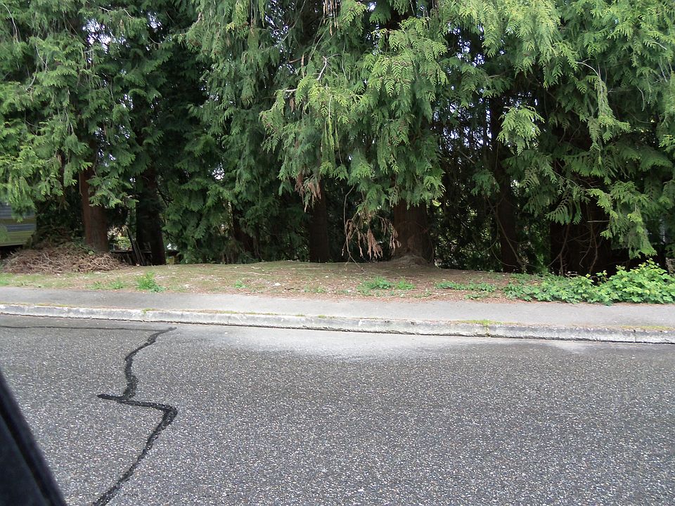 2nd image of Corner Of Adele Street And Marion Ave