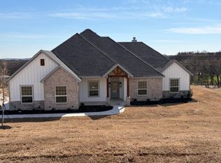 1025 Deer Island Ct, Azle, TX 76020