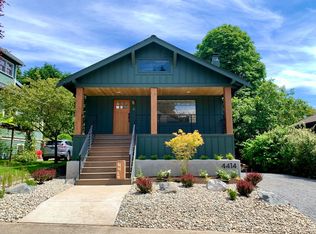 4414 Thackeray Pl NE UNIT A, Seattle, WA 98105