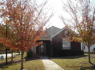 170 Autumn Glen Cir, Fayetteville, GA 30215