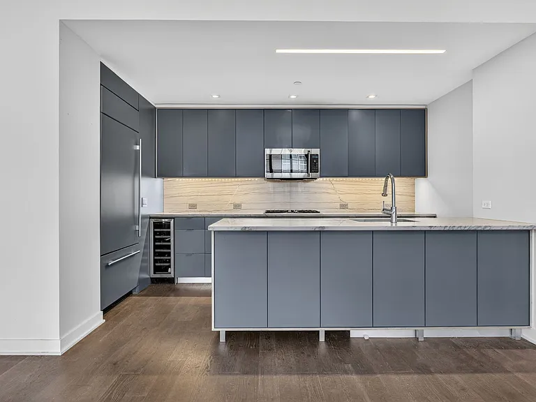 205 Water St #5C — Photo 2