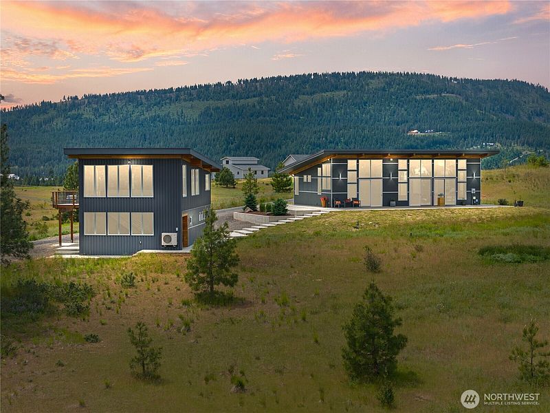 2nd image of 1280 Mountain Creek Drive