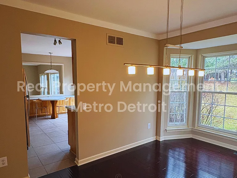 172 Parsons Ln — Photo 4