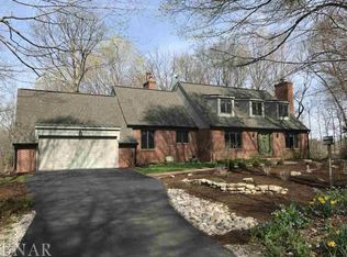 19 Bent Tree Ln, Towanda, IL 61776