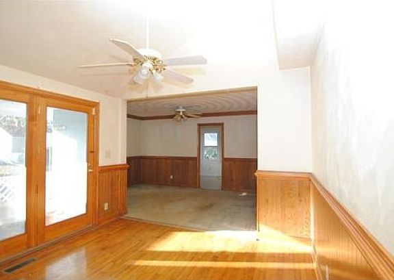 4th image of 1519 Palmyra St