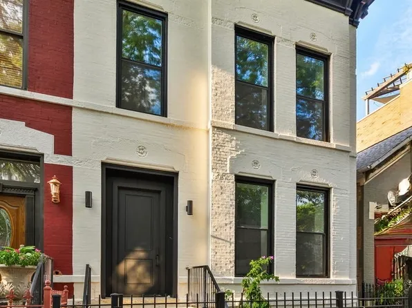 1726 W Superior St, Chicago, IL 60622
