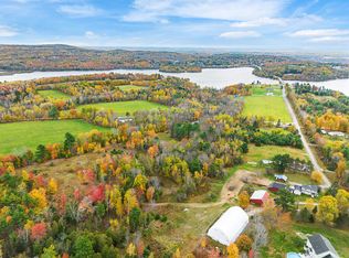 135 Crockett Rd, Dexter, ME 04930