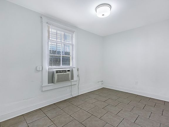 5th image of 1227 Saint Roch Ave #B