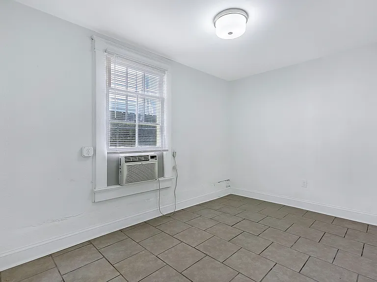 1227 Saint Roch Ave #B — Photo 10