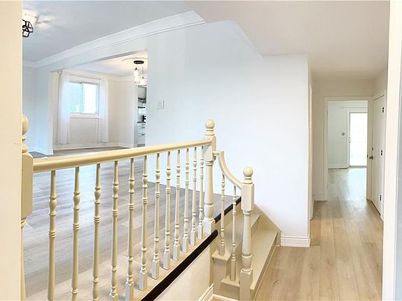 3rd image of 54 Nello St