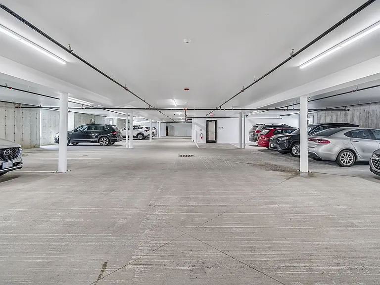 2 Crossgates Mall Rd #1205 — Photo 44