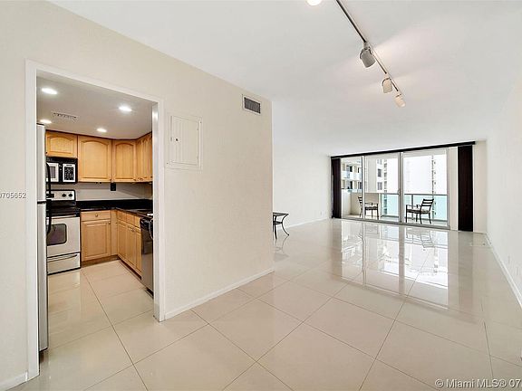 2nd image of 1200 West Ave #3