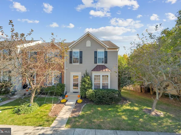 45665 Paddington Station Ter, Sterling, VA 20166