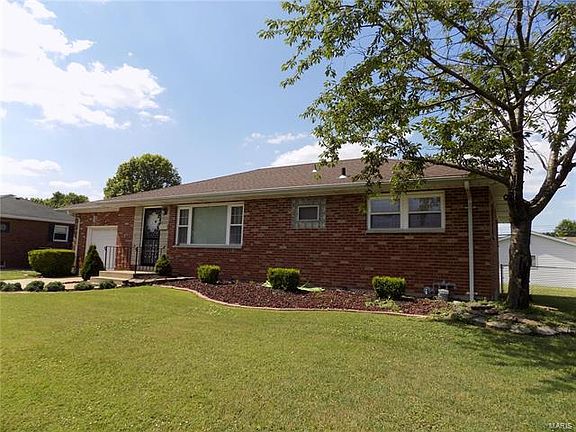 3rd image of 2147 Waterman Ave