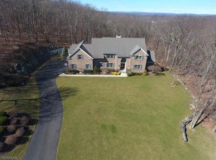 25 Brandy Ridge Rd, Sparta, NJ 07871