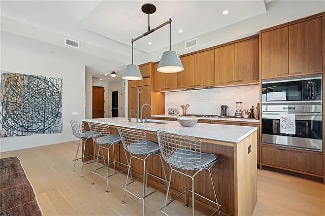 3 bed, 3.5 bath, 1828 sqft, $7,500 — Photo 4