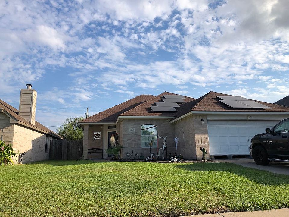 2nd image of 2105 Bay Breeze