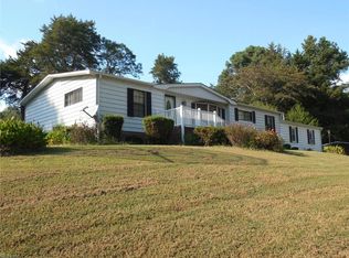5684 T C Walker Rd, Gloucester, VA 23061
