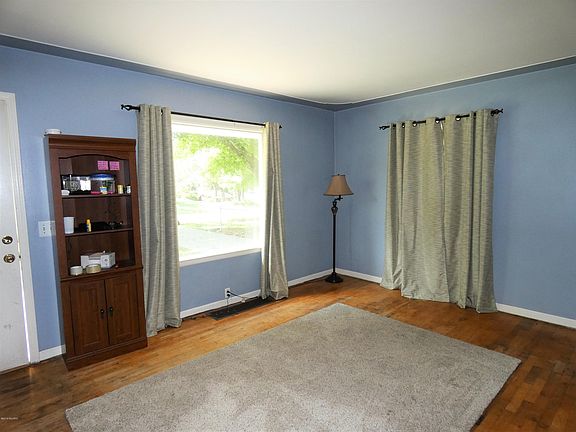 3rd image of 3140 Rickman Ave NE
